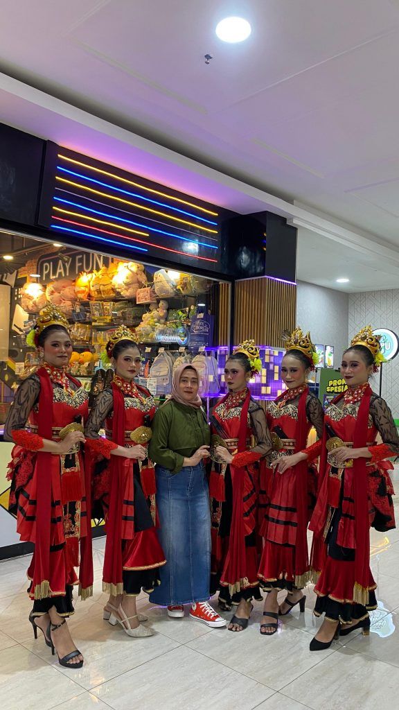 Alhamdulilah Tim SMKN 2 Buduran Juara 3 Lomba Tari Tradisi Kreasi di Sun City