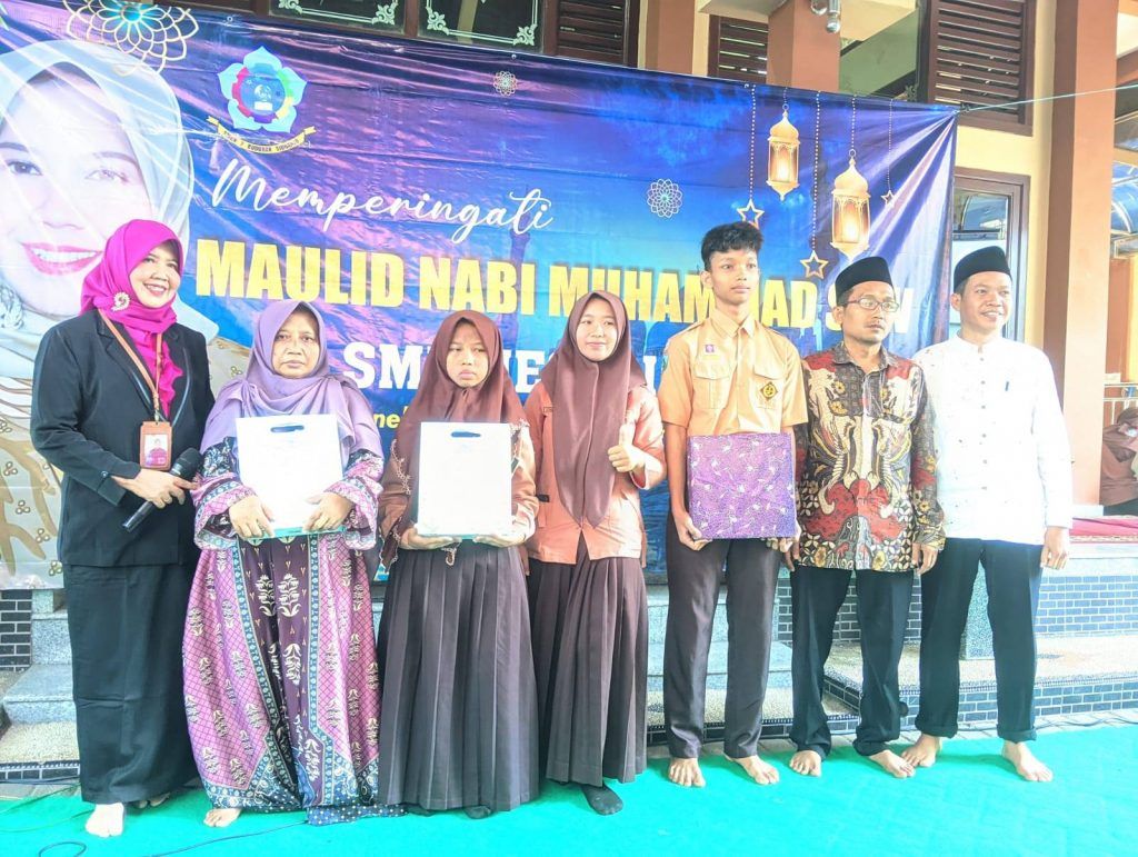 Kegiatan Maulid Nabi SMKN 2 Buduran Sidoarjo Th. 2024
