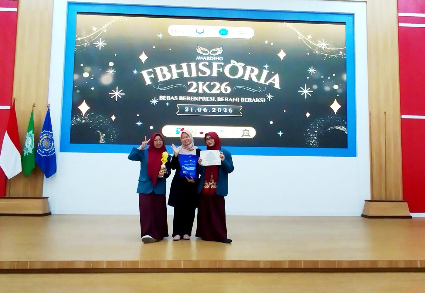 Selamat! Ayu Metha & Fadhillah Rahma Juara Harapan 2 Lomba Infografis UMSIDA Tingkat Jawa Timur